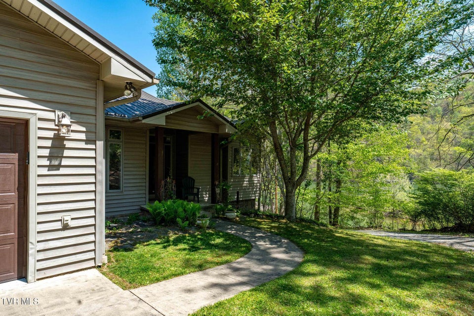 Photo #4: 248 Cable Hollow Road