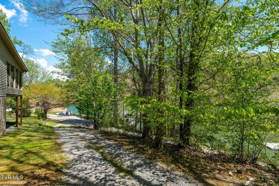 Photo #10: 248 Cable Hollow Road