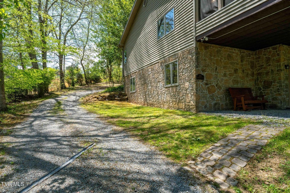 Photo #13: 248 Cable Hollow Road