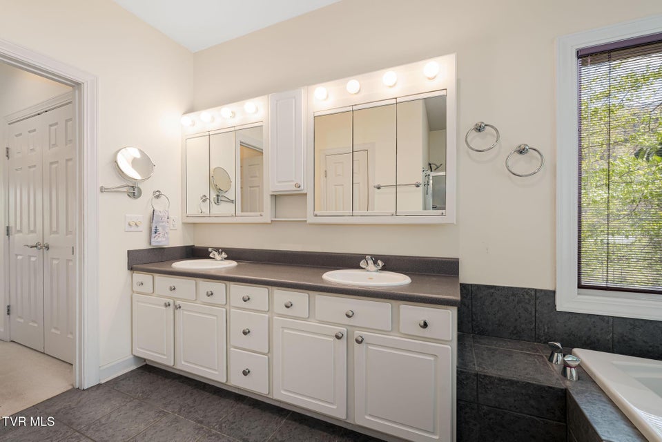 Photo #78: 248 Cable Hollow Road