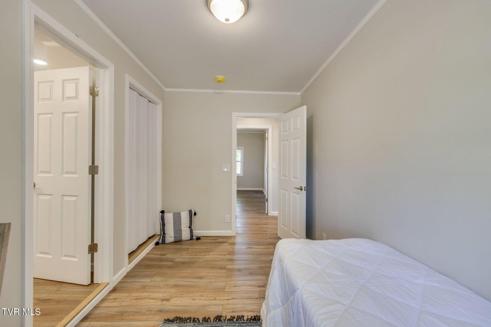 Photo #14: 112 Melrose Street