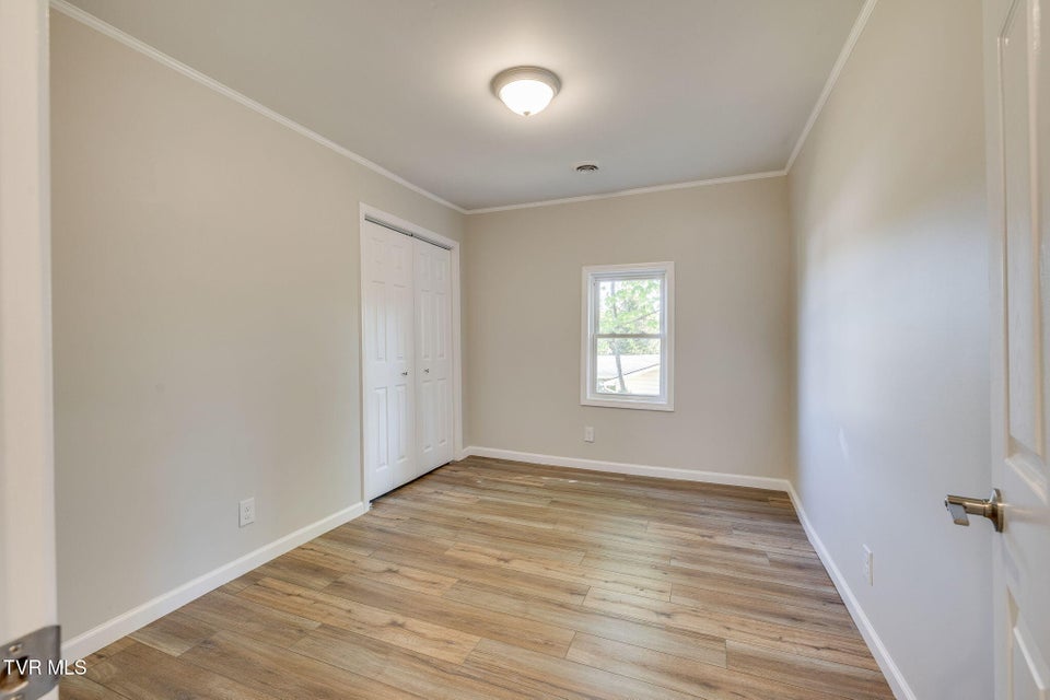 Photo #20: 112 Melrose Street