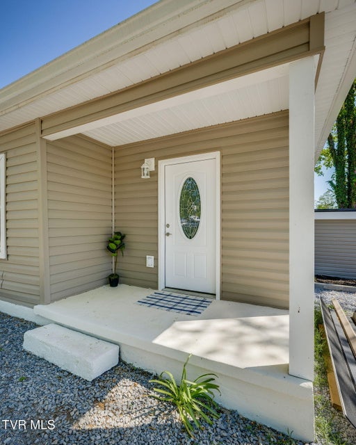 Photo #23: 112 Melrose Street