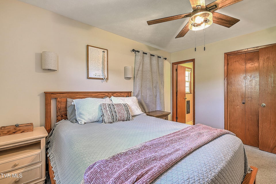 Photo #31: 409 Montezuma Road