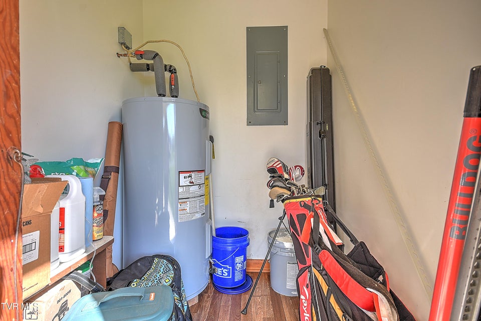 Photo #33: 409 Montezuma Road