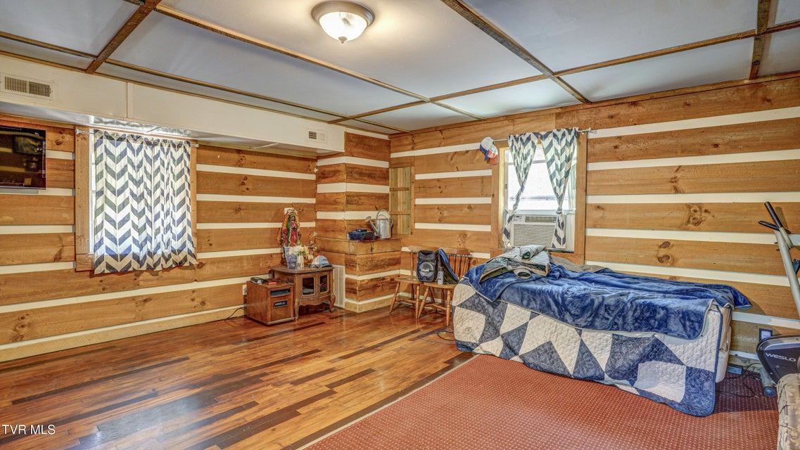 Photo #11: 513 Tinker Cemetery Road