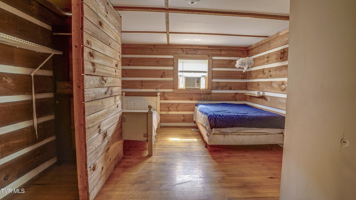 Photo #20: 513 Tinker Cemetery Road