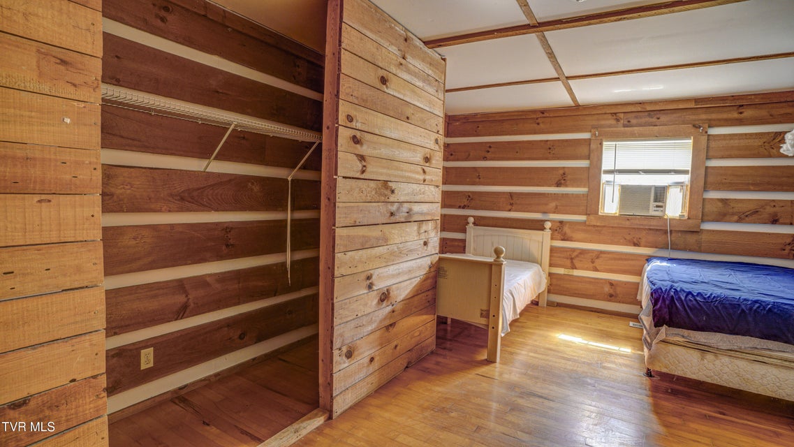 Photo #21: 513 Tinker Cemetery Road