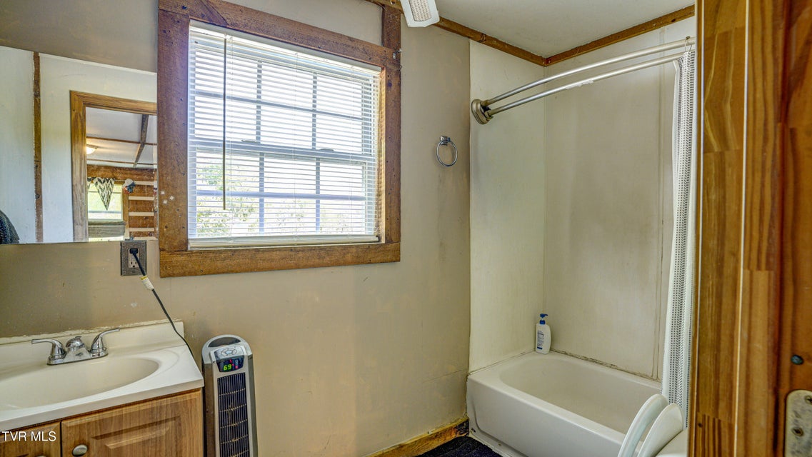 Photo #24: 513 Tinker Cemetery Road