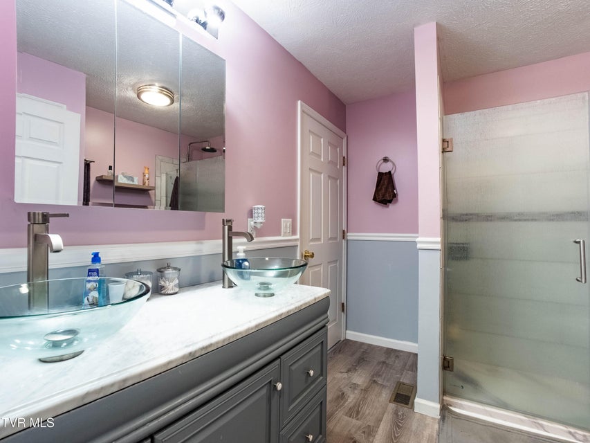 Photo #18: 271 Stewart Hills Drive