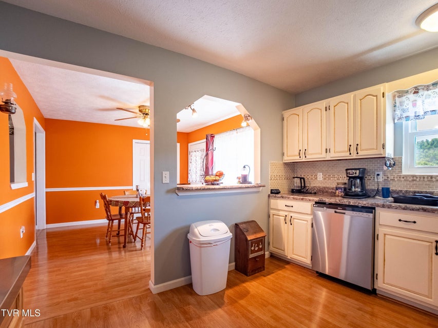 Photo #7: 271 Stewart Hills Drive