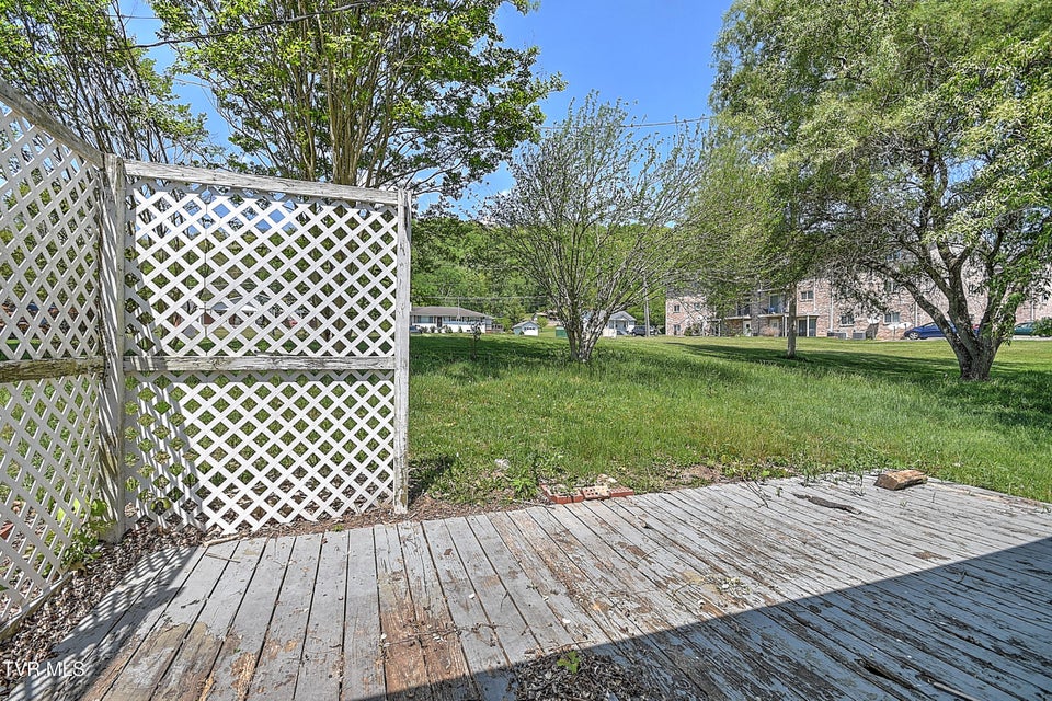 Photo #28: 236 Kermit Road