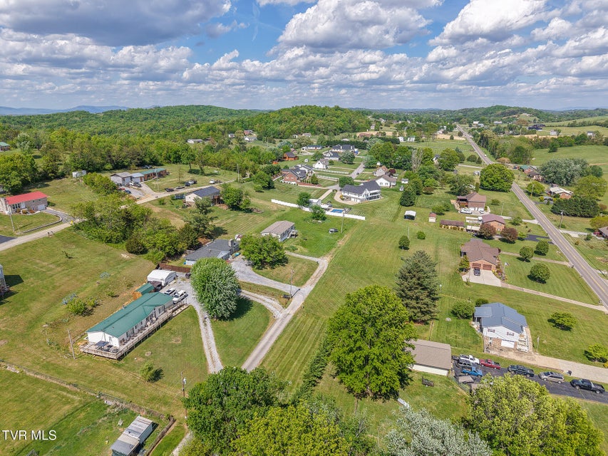 Photo #6: 31 Dearstone Drive