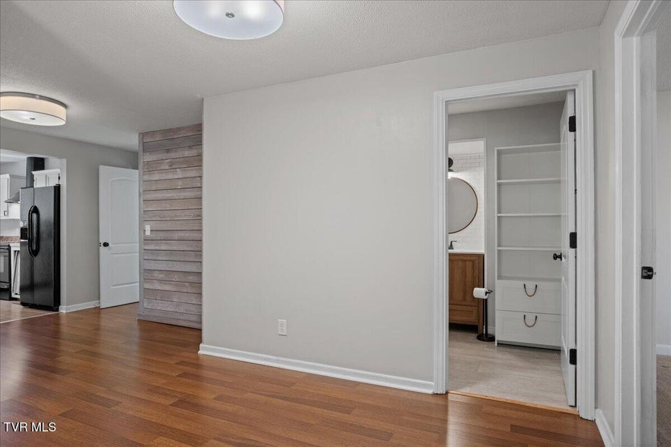 Photo #12: 470 Shady View Road