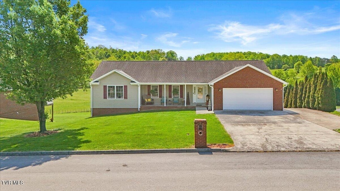 Photo #4: 151 Sunnyfield Drive