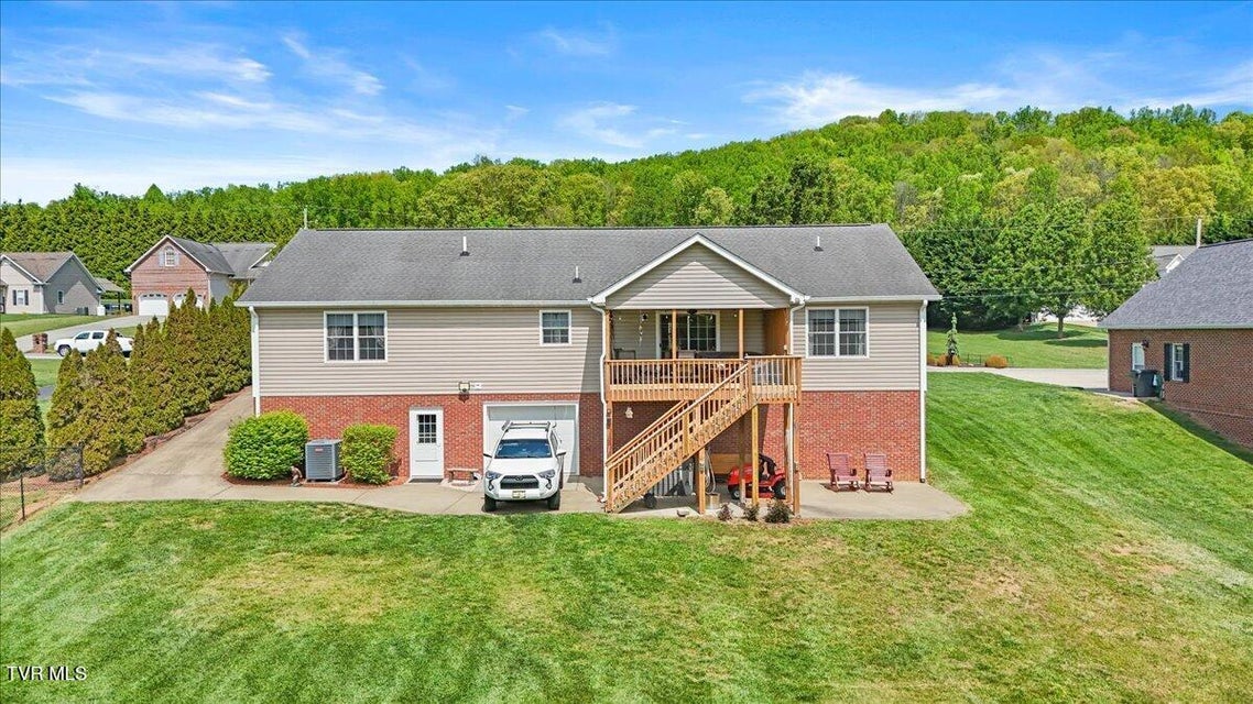 Photo #5: 151 Sunnyfield Drive