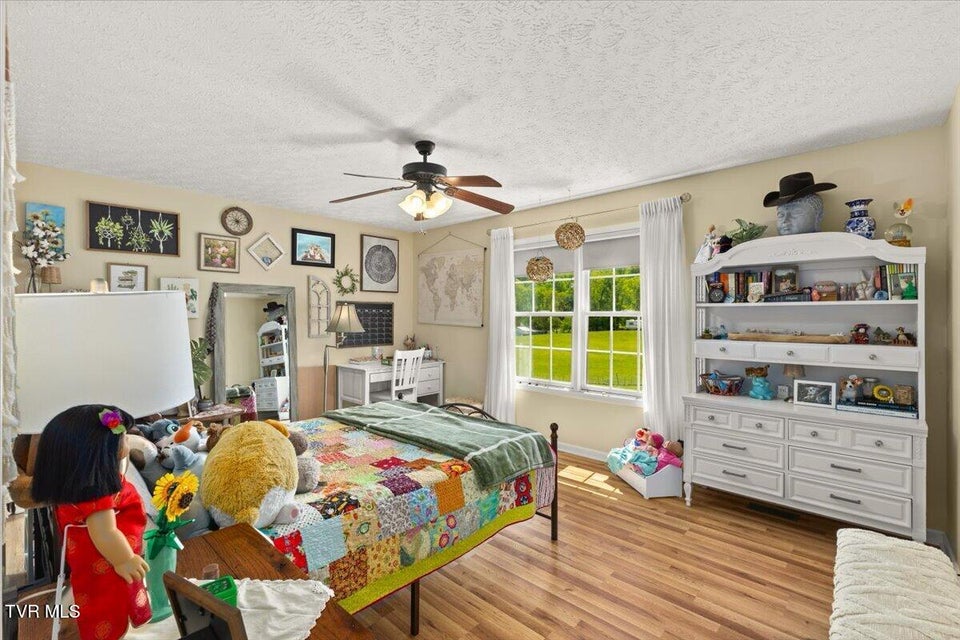 Photo #36: 151 Sunnyfield Drive