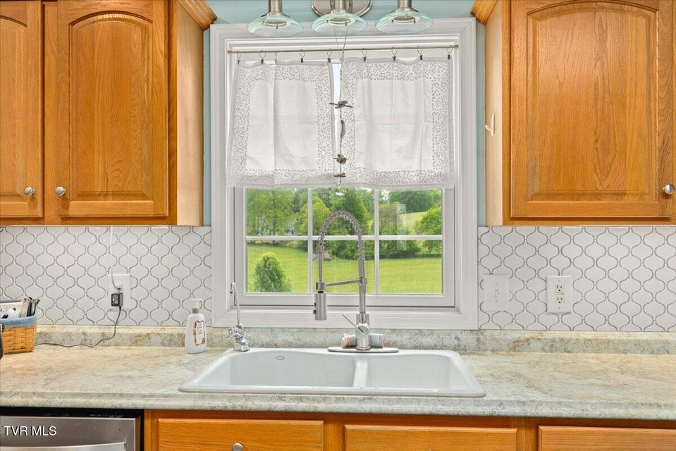 Photo #24: 151 Sunnyfield Drive