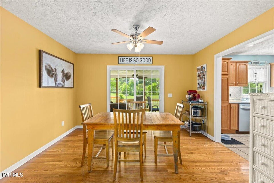 Photo #19: 151 Sunnyfield Drive