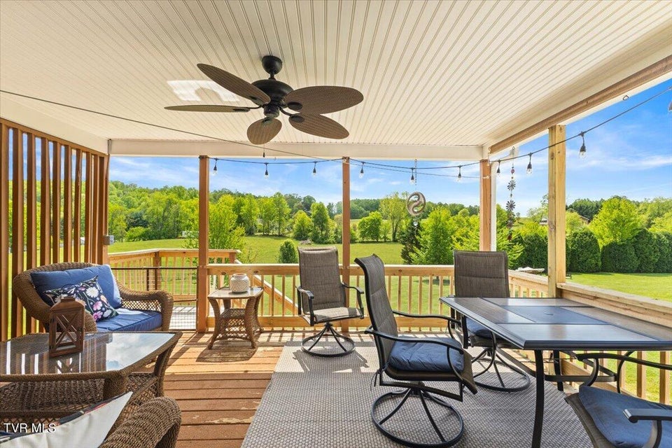 Photo #21: 151 Sunnyfield Drive