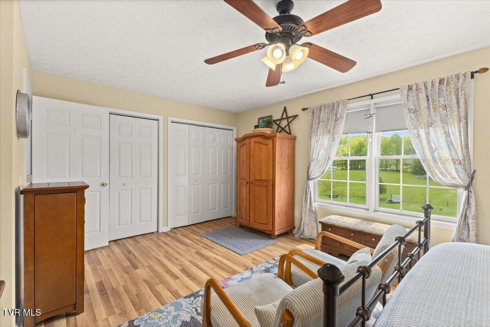 Photo #32: 151 Sunnyfield Drive