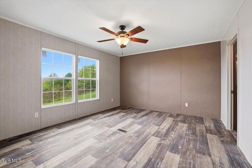 Photo #19: 206 Prospect Road