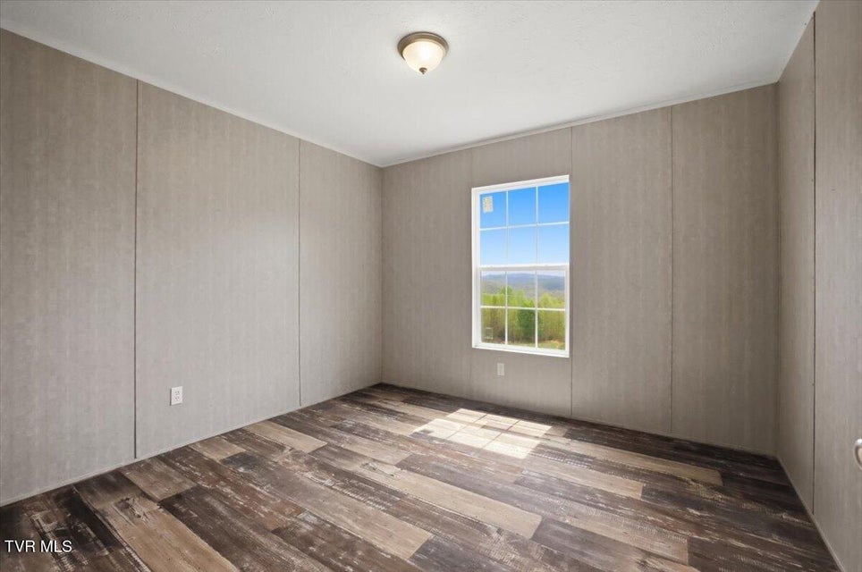 Photo #20: 206 Prospect Road