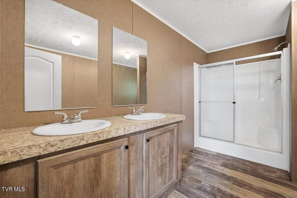 Photo #23: 206 Prospect Road