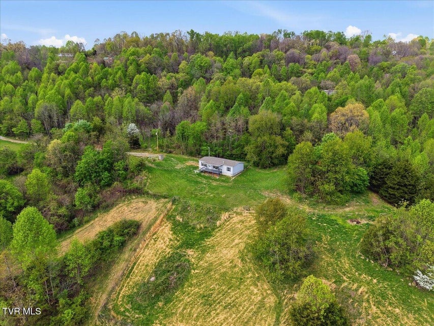 Photo #35: 206 Prospect Road