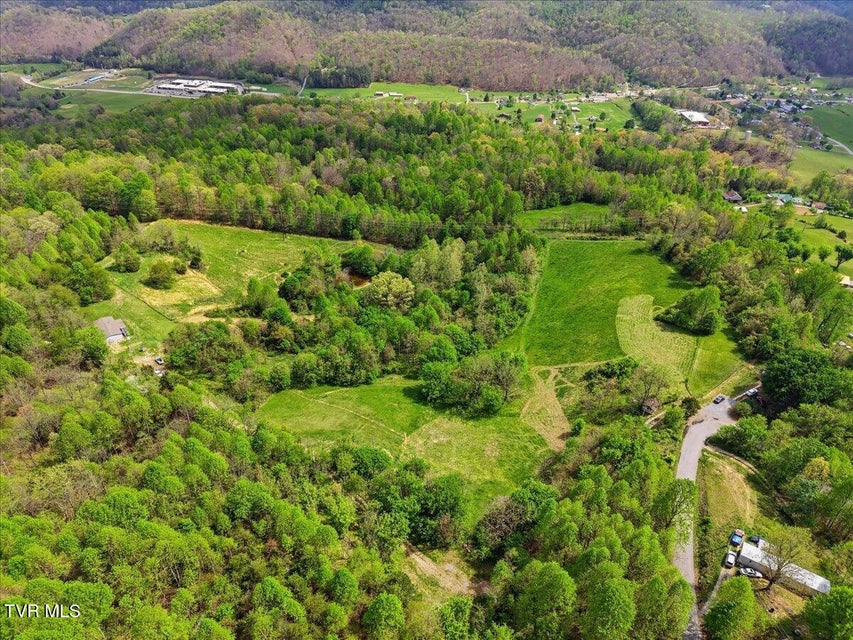 Photo #39: 206 Prospect Road