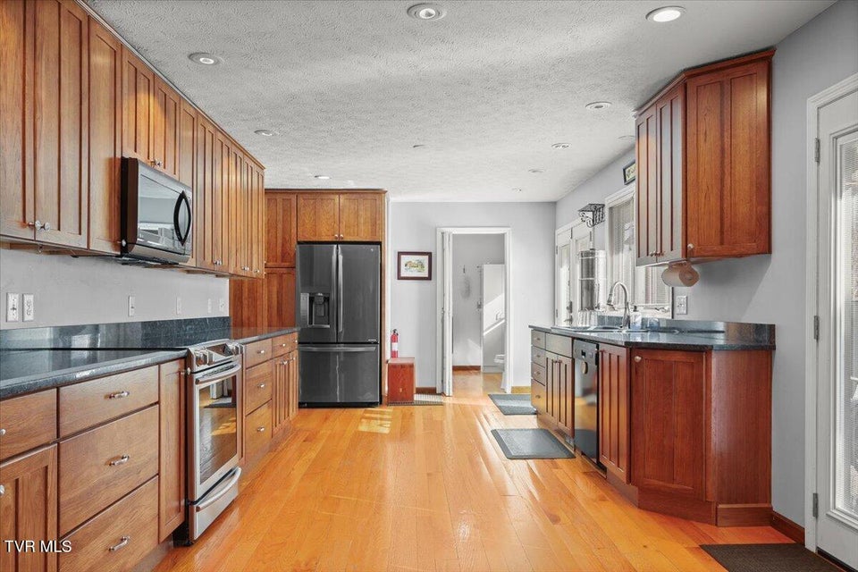 Photo #5: 1305 Knob Creek Road