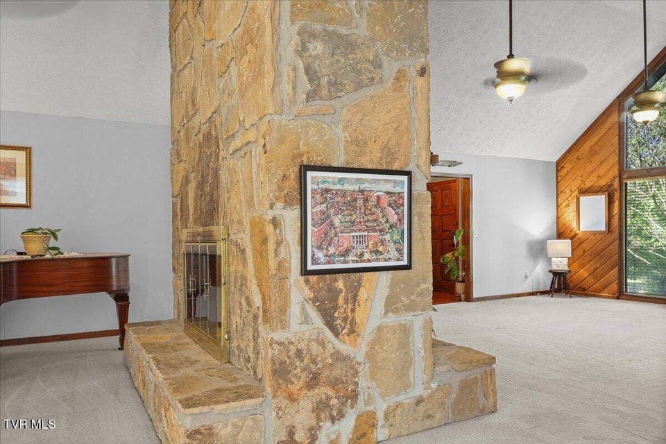 Photo #11: 1305 Knob Creek Road