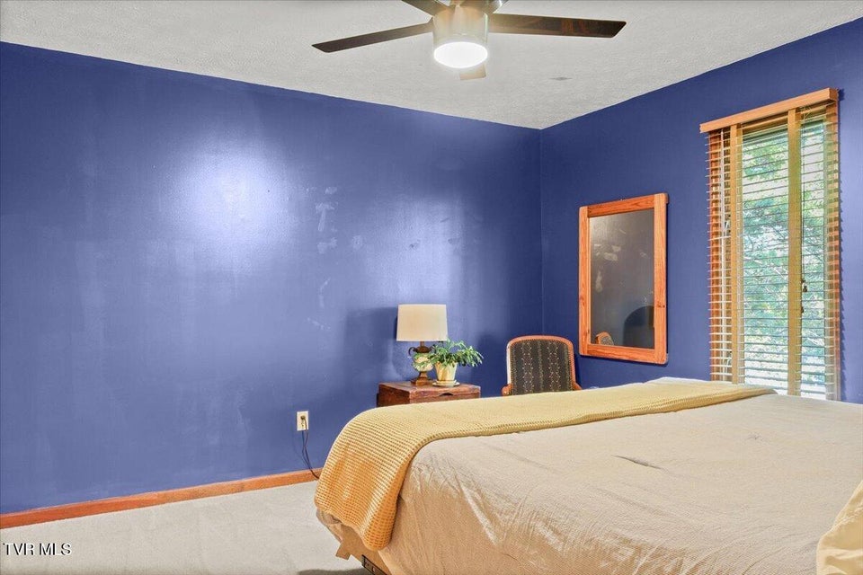 Photo #29: 1305 Knob Creek Road