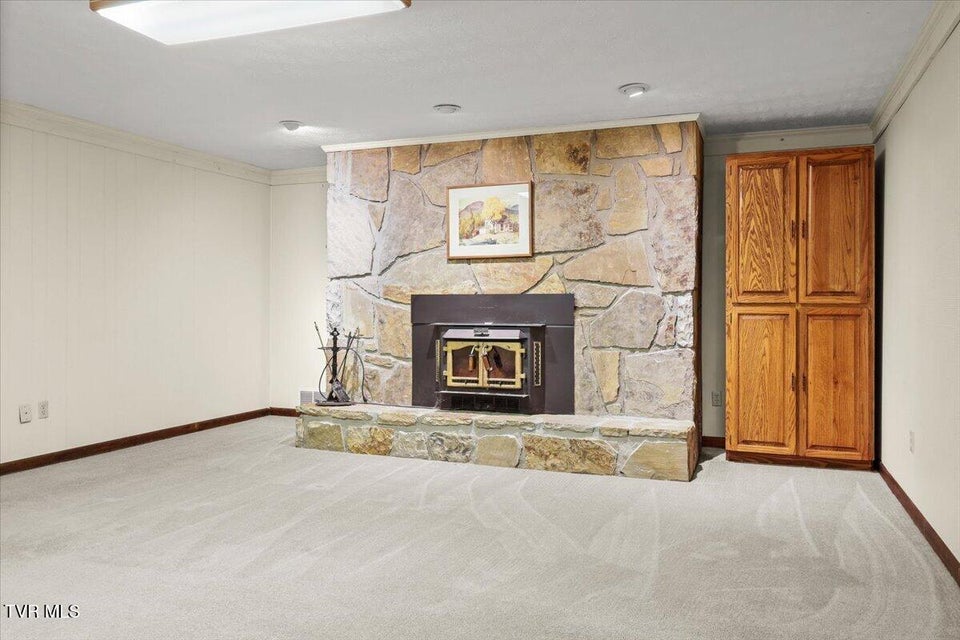 Photo #40: 1305 Knob Creek Road