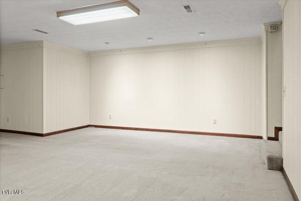 Photo #42: 1305 Knob Creek Road