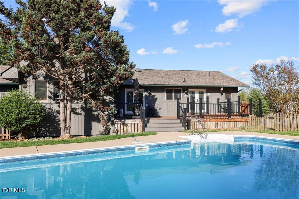 Photo #46: 1305 Knob Creek Road