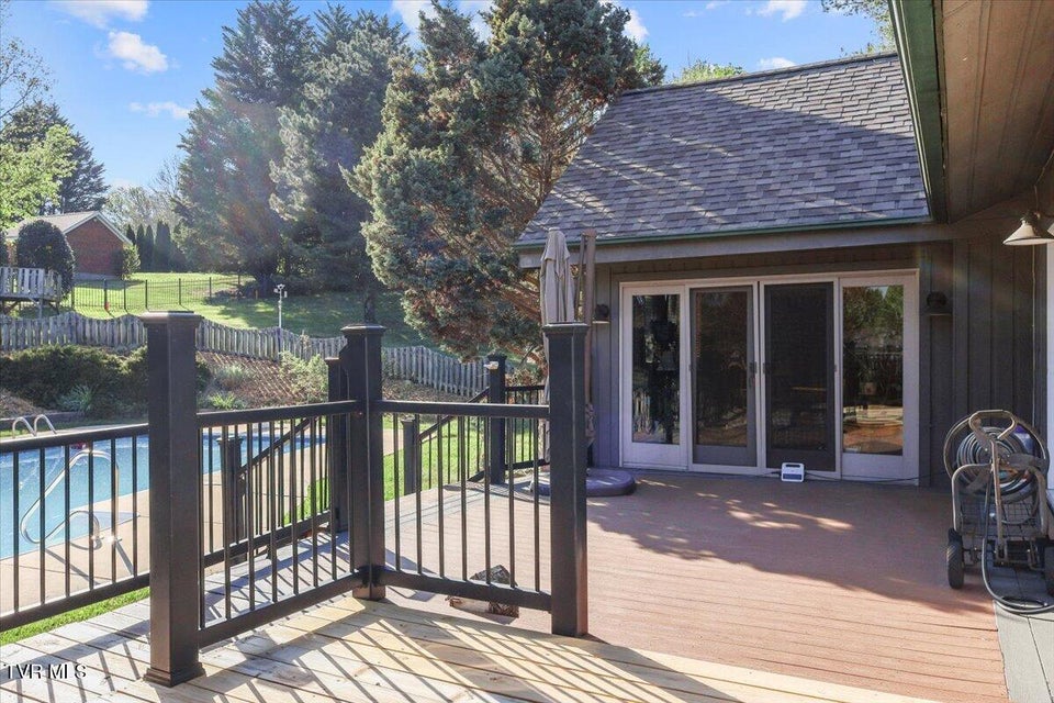 Photo #48: 1305 Knob Creek Road