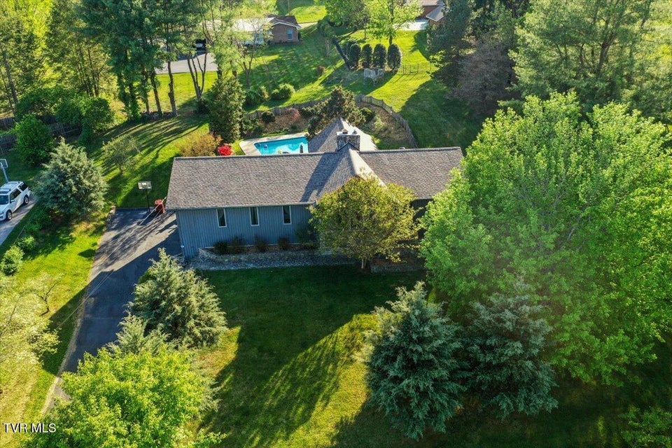 Photo #57: 1305 Knob Creek Road