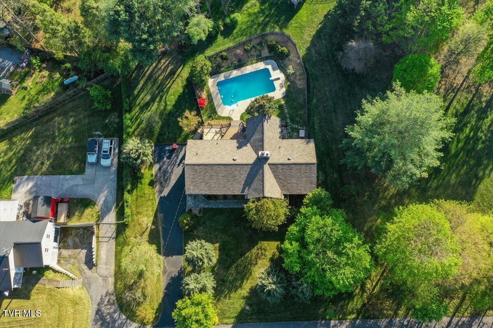 Photo #58: 1305 Knob Creek Road