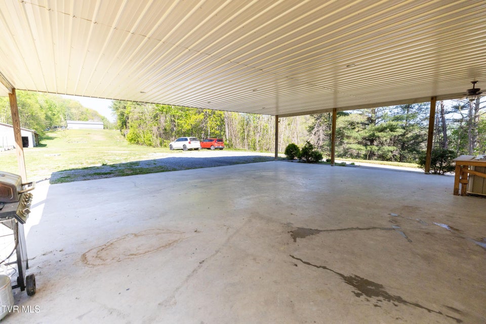 Photo #27: 192 Blueberry Hill Drive