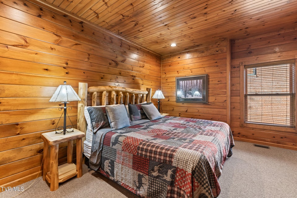 Photo #41: 820 Great Smoky Way