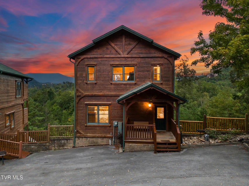 Photo #63: 820 Great Smoky Way