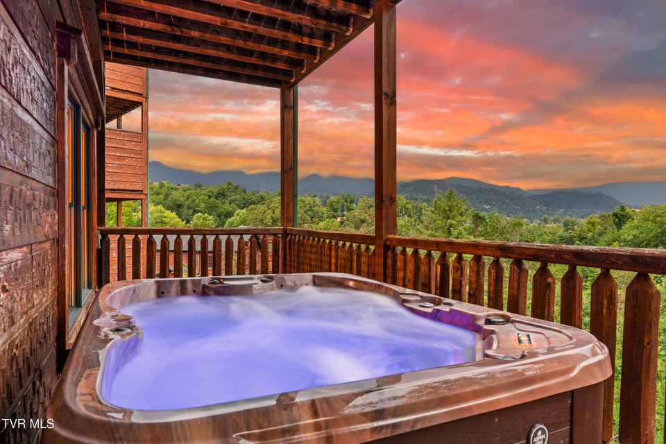 Photo #4: 820 Great Smoky Way