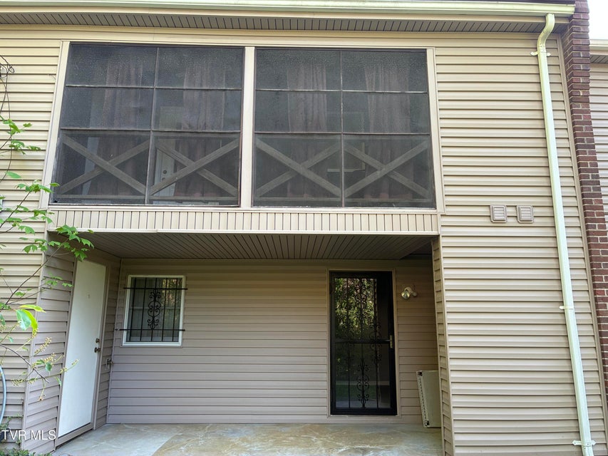 Photo #5: 1833 Presswood Road