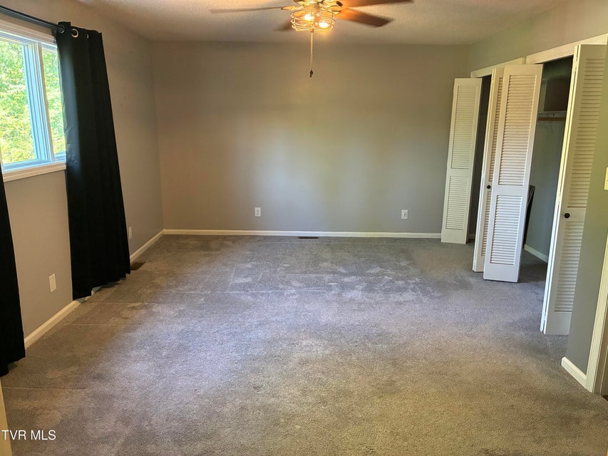 Photo #6: 1833 Presswood Road