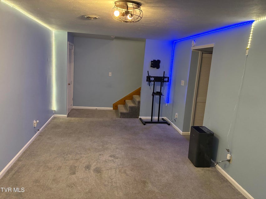 Photo #12: 1833 Presswood Road