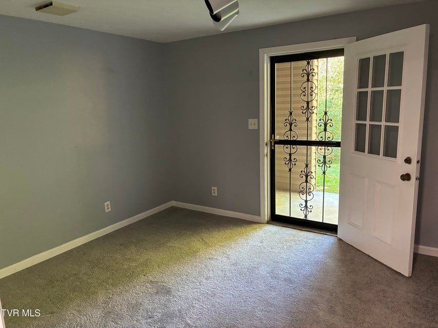 Photo #18: 1833 Presswood Road