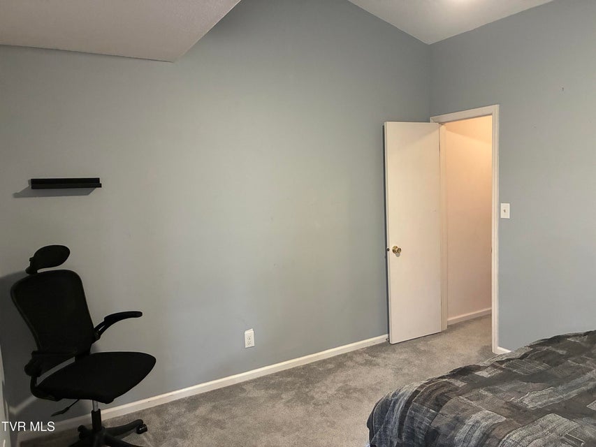 Photo #40: 1833 Presswood Road