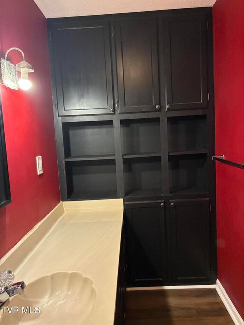 Photo #34: 1833 Presswood Road