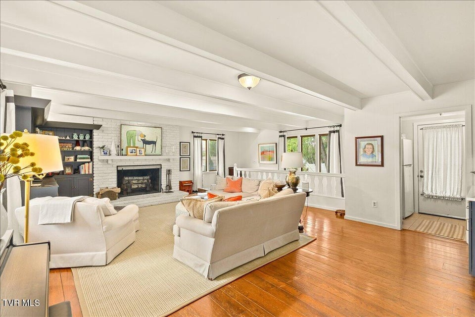 Photo #38: 802 Mountain View Circle